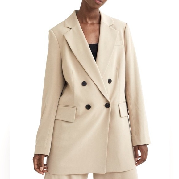 H&M Jackets & Blazers - H&M Tan Blazer with Wide Notched Lapels